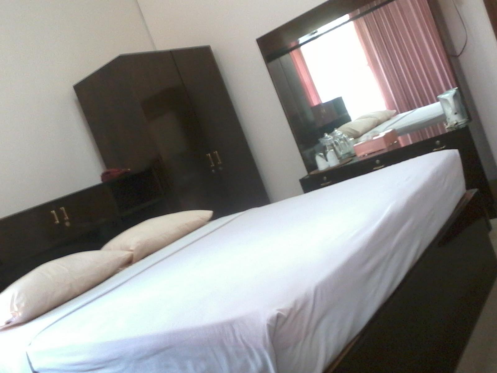 RedDoorz Plus near Brawijaya Museum Malang Zewnętrze zdjęcie
