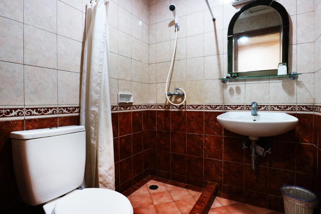 RedDoorz Plus near Brawijaya Museum Malang Zewnętrze zdjęcie