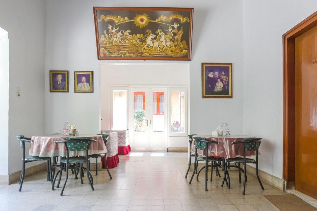 RedDoorz Plus near Brawijaya Museum Malang Zewnętrze zdjęcie